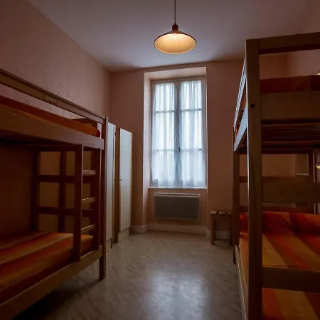 Сasa de vacaciones Messeix, 4 Pieces, 7 Personnes - Fr-1-630-20